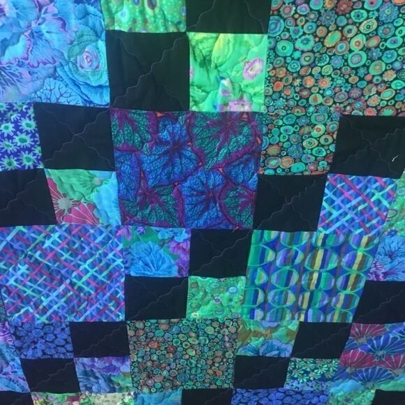 Handmade Lap Quilt - Picture 6 of 15